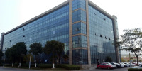 Jiangyin Yiqifeiyang Apparel Co., Ltd.